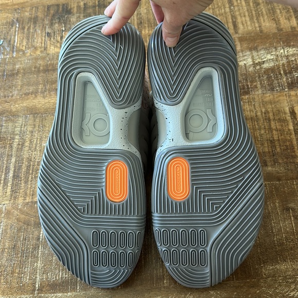 KD 14 Sunset Basketball Shoes size 10.5 - New without box - Picture 4 of 11